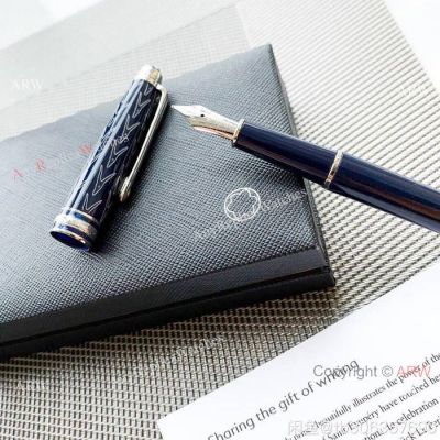 2019 New Montblanc Meisterstuck Le Petit Prince Fountain Pen - Mont Blanc Copy